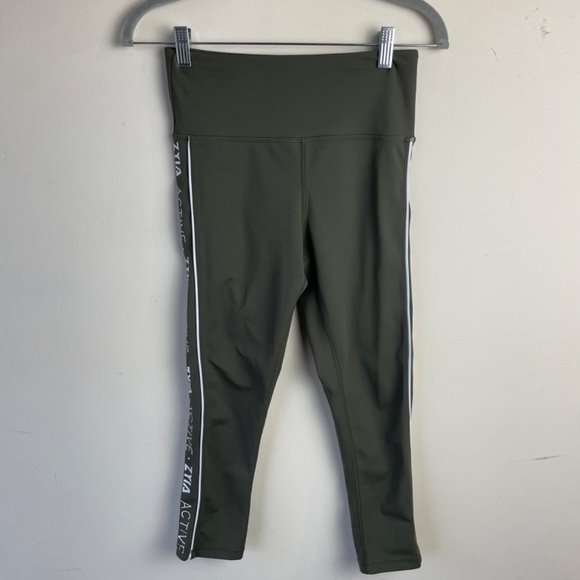 Zyia Olive Logo Stripe Light n Tight Hi-Rise 20” capri - Picture 5 of 10